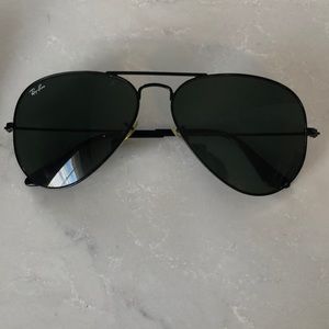 Ray-Ban aviators w case